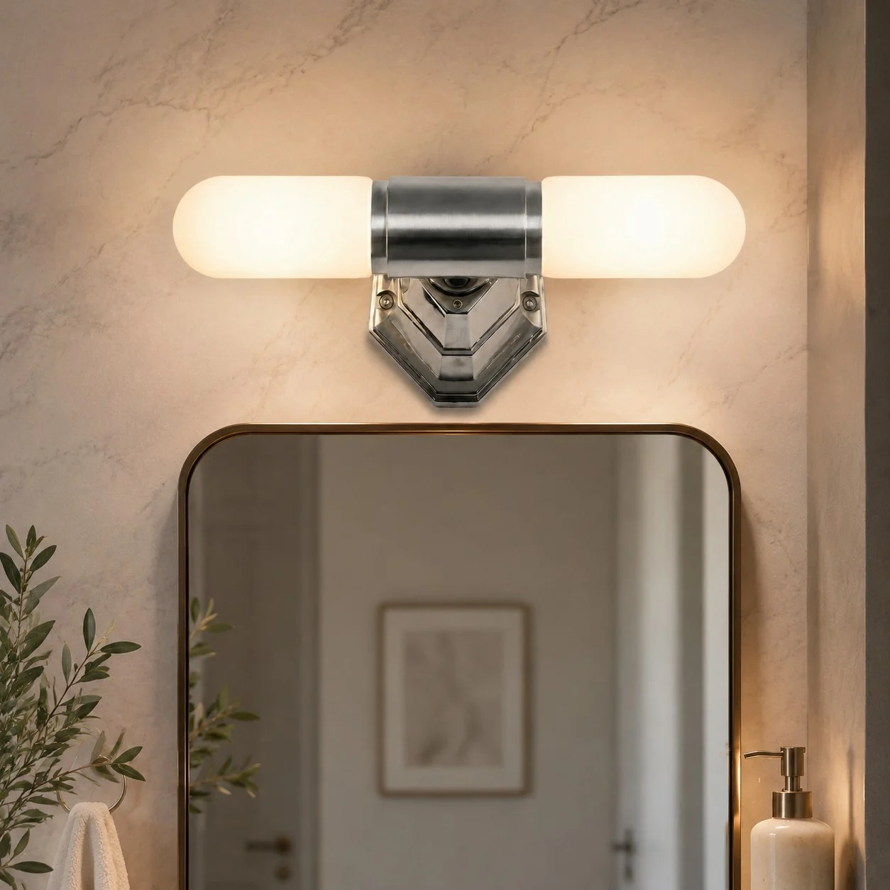 Montmartre wall light detail and room view